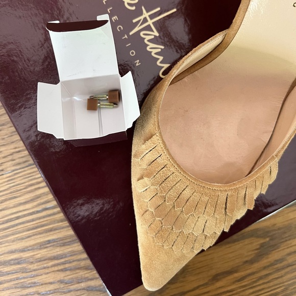 Cole Haan Size 8.5 Suede Pumps - Picture 12 of 12